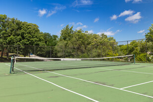 Arlington Apartment Homes in Creve Coeur, MO - Foto de edificio - Other