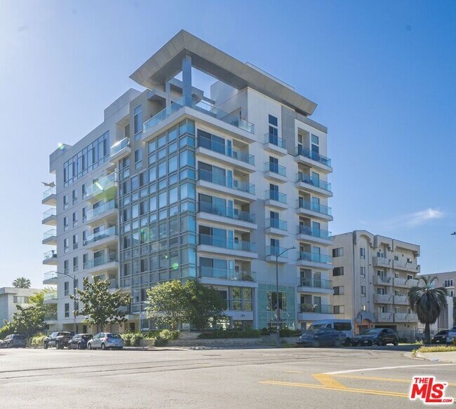 property at 702 Serrano Ave
