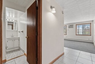 The Villa Apartments in Minneapolis, MN - Foto de edificio - Building Photo