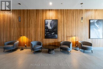 1007 The Queensway in Toronto, ON - Building Photo - Building Photo