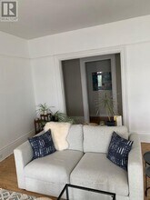 9 Poyntz St in Barrie, ON - Building Photo - Building Photo