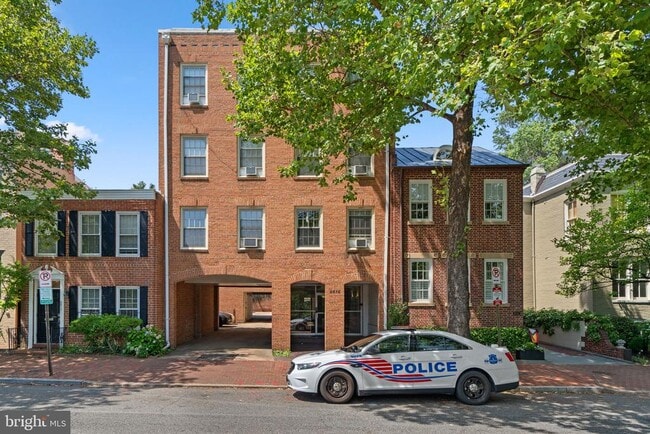 property at 2515 P St NW