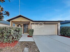 13727 Gentle Woods Ave in Riverview, FL - Building Photo