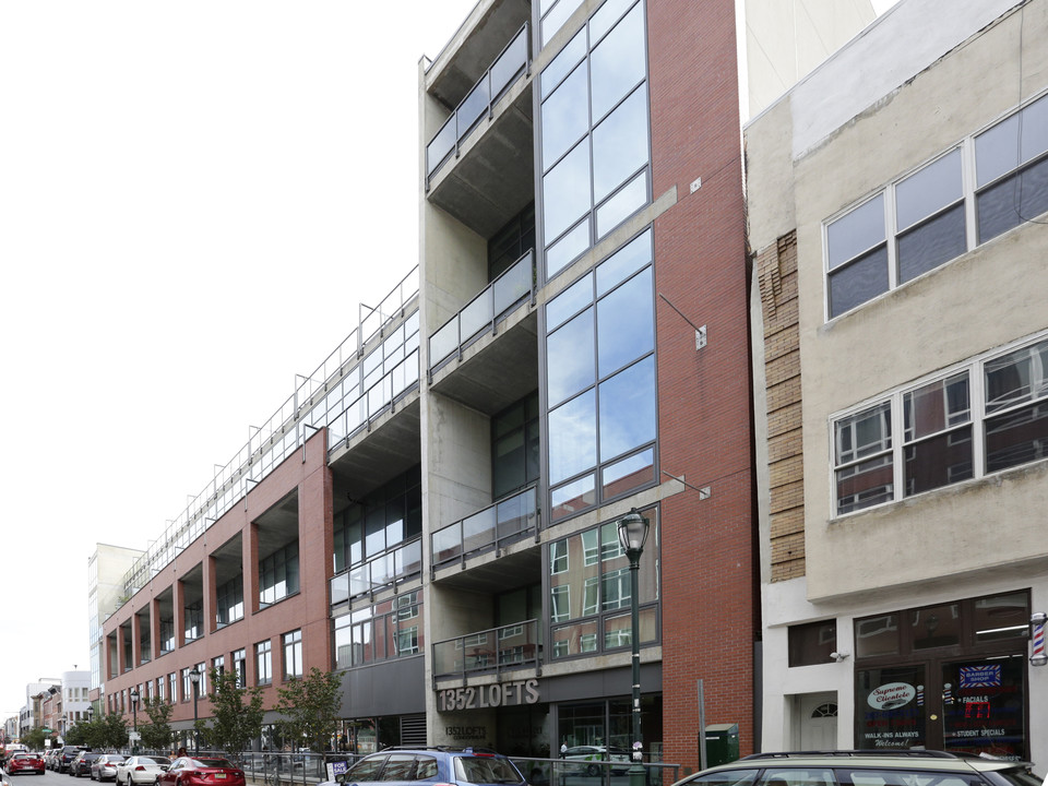 The Lofts at 1352 South Street in Philadelphia, PA - Building Photo