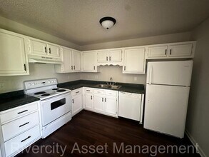 2504 Labonte Dr in Memphis, TN - Building Photo - Building Photo