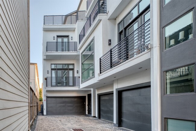 property at 5521 Kiam St