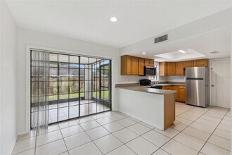 110 Northwood Dr in Longwood, FL - Building Photo - Building Photo