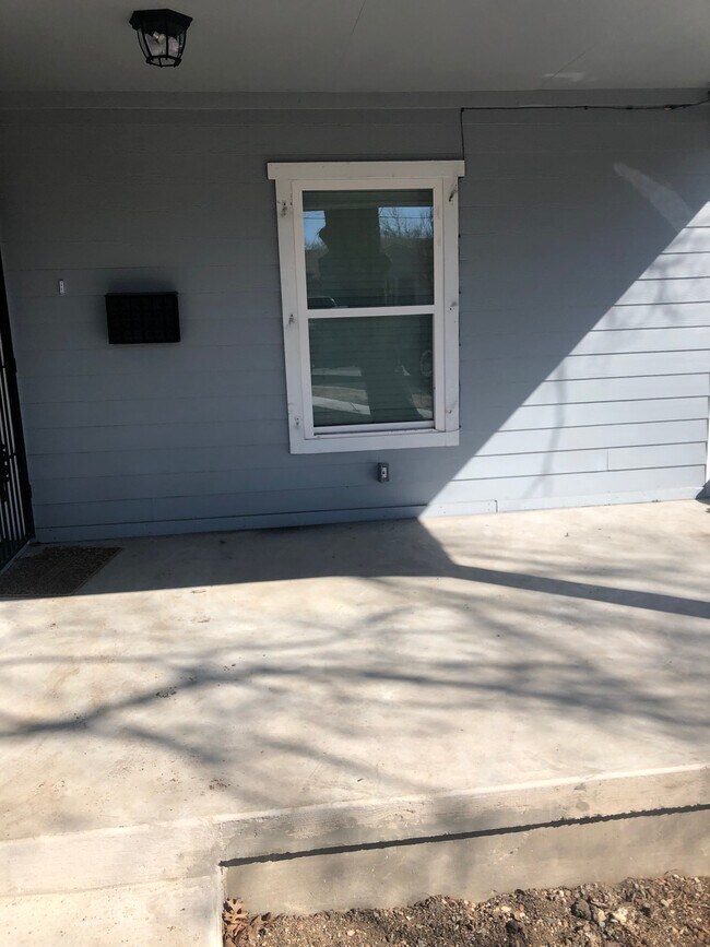 4002 Garrison Ave Rentals in Dallas, TX