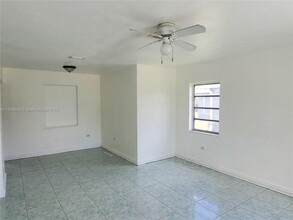 1240 NE 143rd St in North Miami, FL - Building Photo - Building Photo