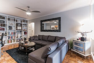 1 Scott Cir NW, Unit 305 in Washington, DC - Building Photo - Building Photo