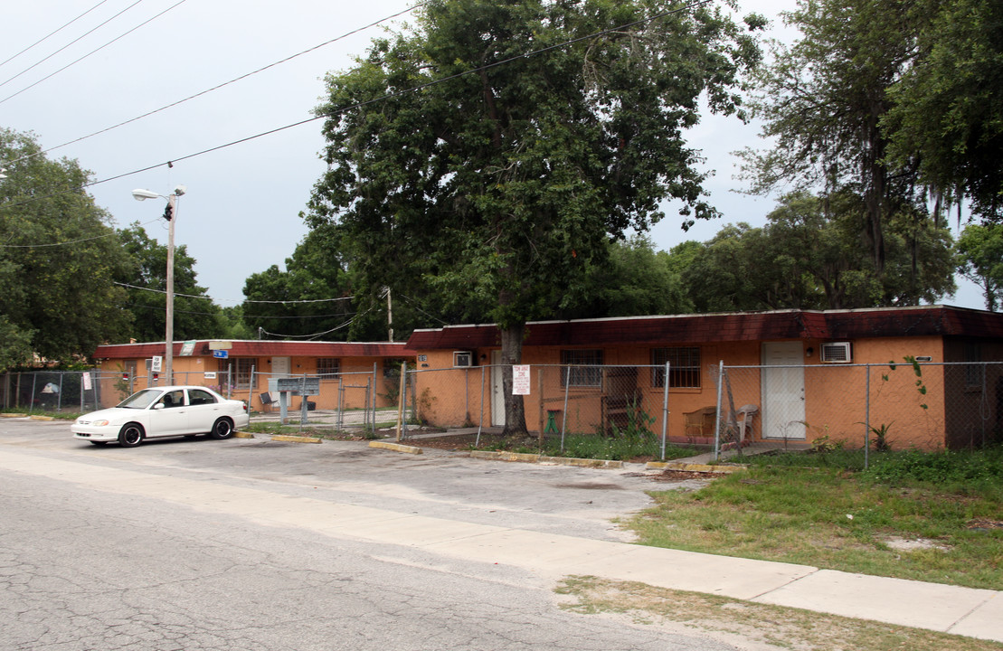 1817 E 142nd Ave in Tampa, FL - Building Photo