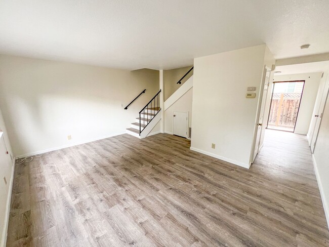 property at 1458 W Latimer Ave