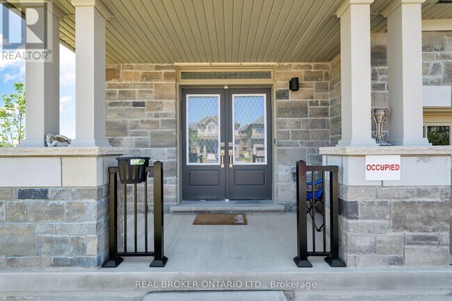 171 Flood Ave in Clarington, ON - Building Photo - Building Photo