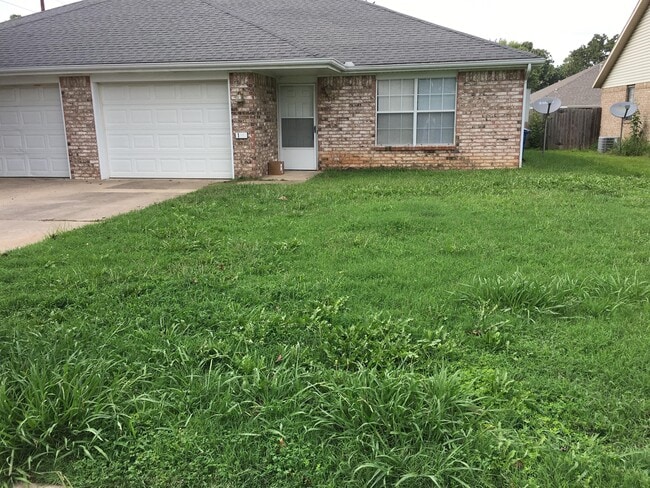 property at 1 Holly Dr