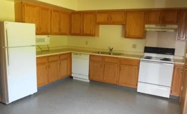 100 N 3rd St in Shelby, OH - Building Photo - Building Photo