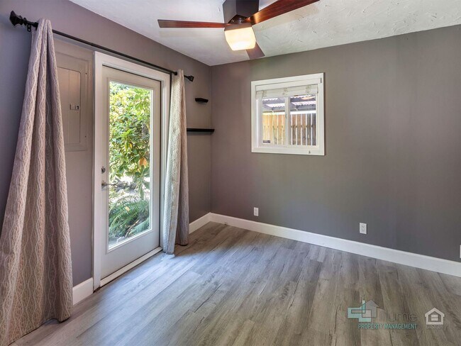 10225 SW Homestead Ln in Beaverton, OR - Building Photo - Building Photo