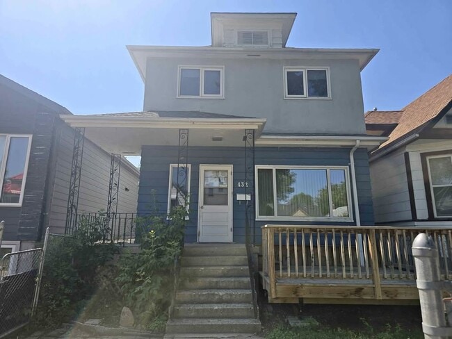 property at 432 Lipton St
