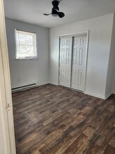 4835 N Old Laurens Rd-Unit -E in Gray Court, SC - Building Photo - Building Photo