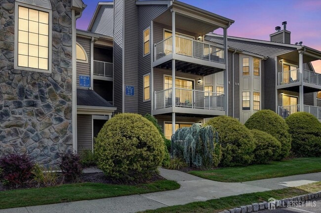 property at 54 Lear Ct