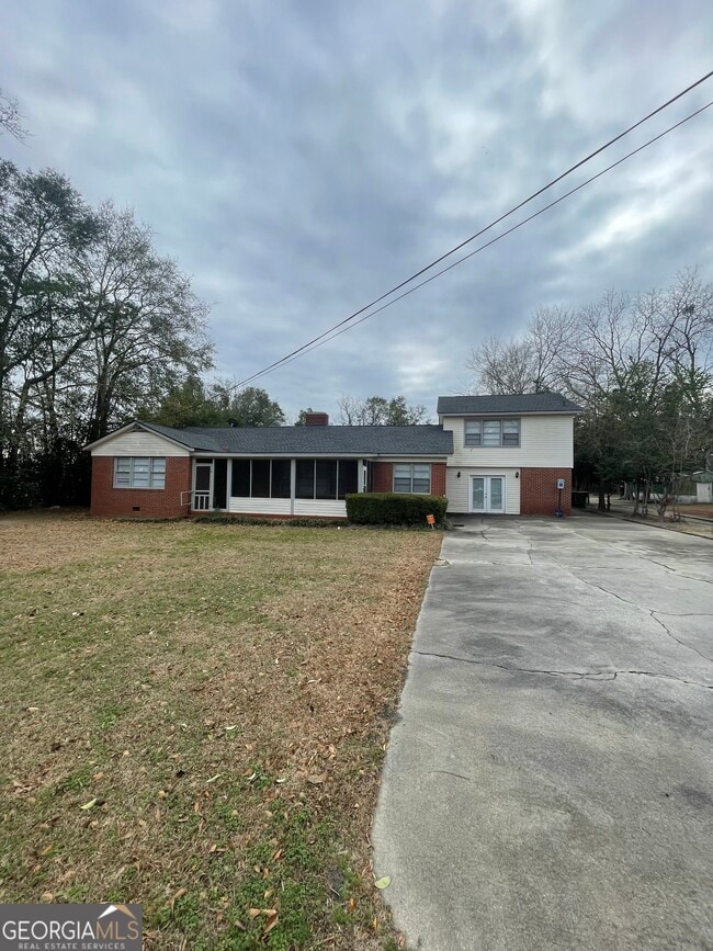 property at 401 W Parrish St