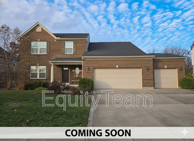 5686 E Senour Dr in West Chester Township, OH - Building Photo