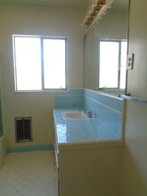 106 Mira Mar Ave in Long Beach, CA - Building Photo - Interior Photo