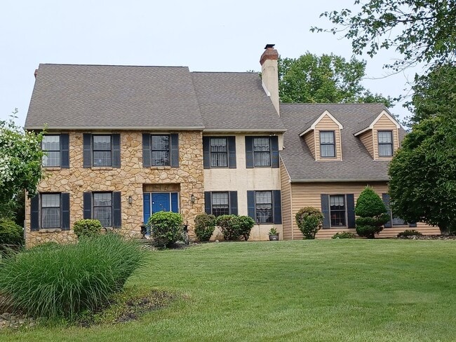 property at 196 Twining Bridge Rd
