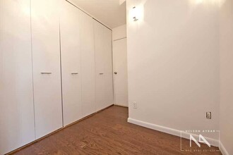 301 E 79th St in New York, NY - Building Photo - Building Photo