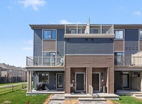 263 David Lewis Private in Ottawa, ON - Building Photo