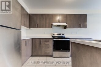 740 Linden Dr in Cambridge, ON - Building Photo - Building Photo