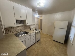 513 N 2nd St in Yakima, WA - Foto de edificio - Interior Photo