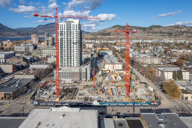 Brooklyn at Bernard Block in Kelowna, BC - Building Photo - Building Photo