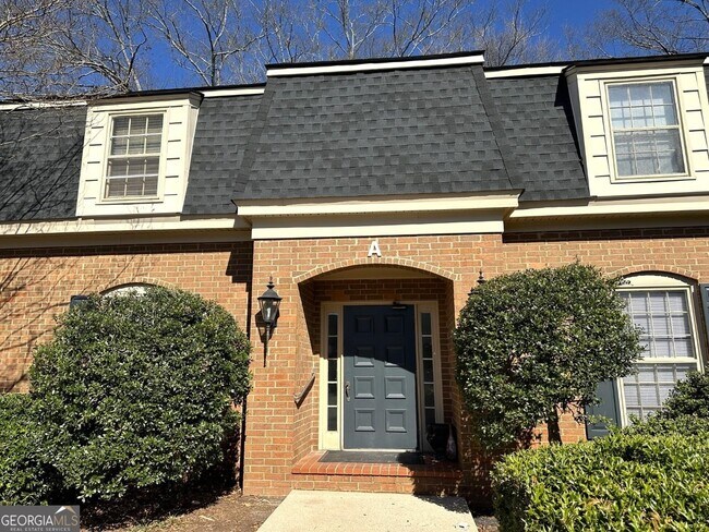 207 Harwell Ave-Unit -A6 in Lagrange, GA - Foto de edificio - Building Photo
