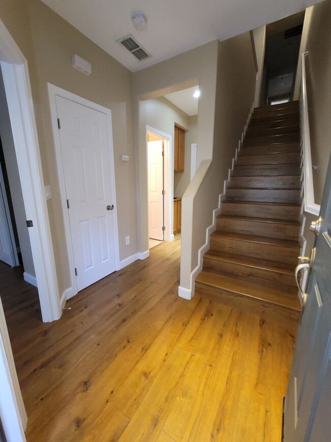 8484 Crystal Walk Cir in Elk Grove, CA - Building Photo - Building Photo