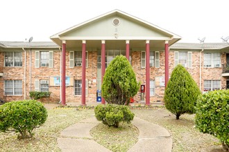 Coventry North Apartments in Houston, TX - Building Photo - Building Photo