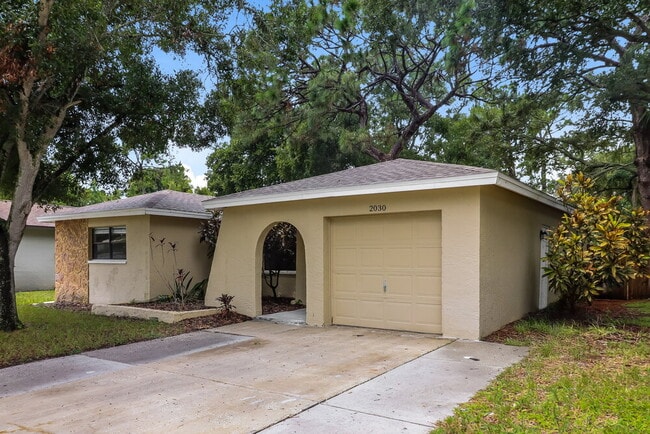2030 62nd St N in Clearwater, FL - Building Photo - Building Photo