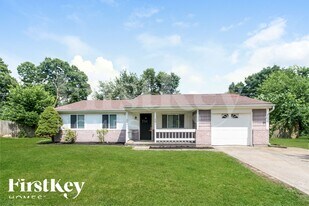 5501 Furnas Ct, Unit 2 in Indianapolis, IN - Building Photo