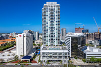 Saltaire in St. Petersburg, FL - Foto de edificio - Building Photo