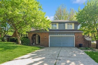3714 Skyline Dr in Des Moines, IA - Building Photo - Building Photo