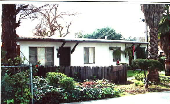 1324-1326 Glen Ave in Pasadena, CA - Building Photo