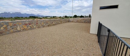 5020 Kenner Way in Las Cruces, NM - Building Photo - Building Photo