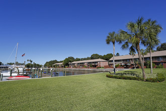 Carlton Arms of St. Petersburg in St. Petersburg, FL - Building Photo - Building Photo