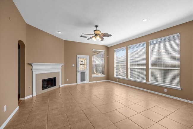 property at 7206 Hollow Field Ln