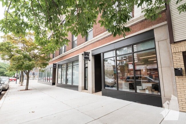 property at 1509 W Barry Ave