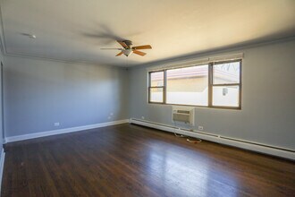 9016 Lamon Ave in Skokie, IL - Building Photo - Building Photo