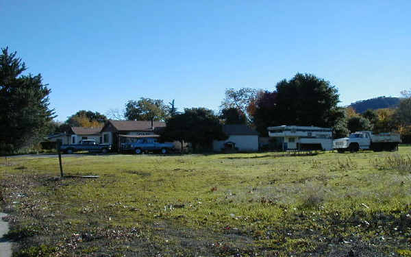 1388 Alamo Dr in Vacaville, CA - Building Photo