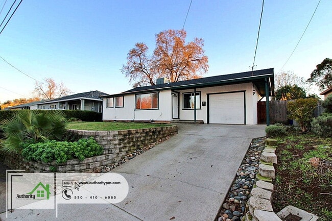 property at 1108 3rd St