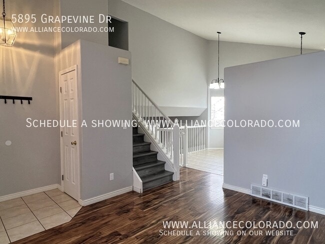 5895 Grapevine Dr in Colorado Springs, CO - Building Photo - Building Photo
