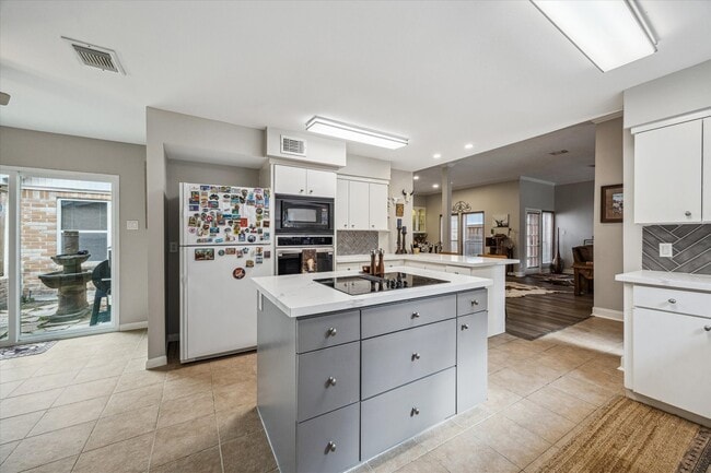 property at 11742 Pecan Creek Dr