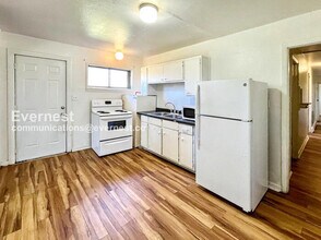 2011 Milne St-Unit -a in Chattanooga, TN - Building Photo - Building Photo